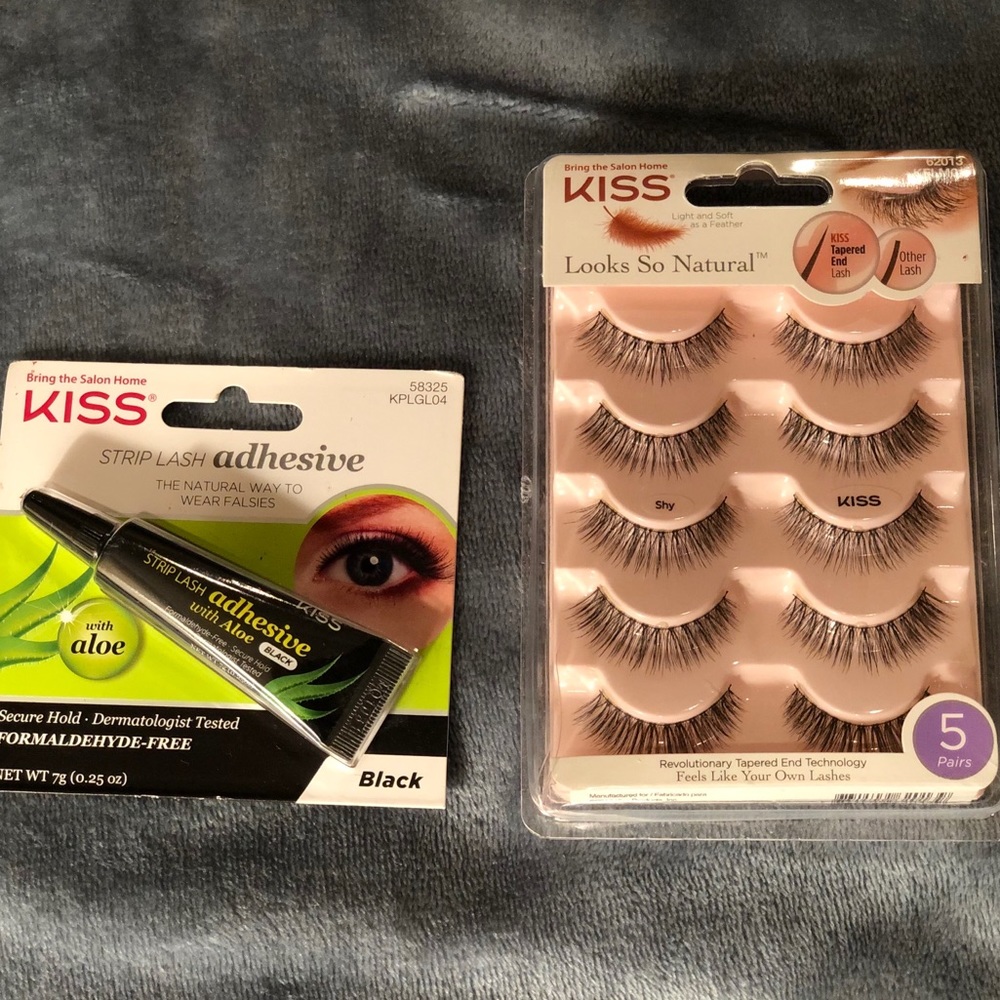 Kiss Eyelashes and adhesive